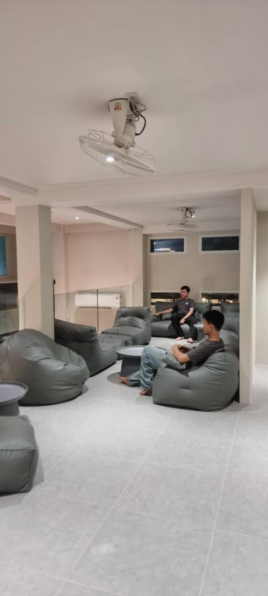 P168 Hostel Samui Bãi biển Chaweng Ngoại thất bức ảnh